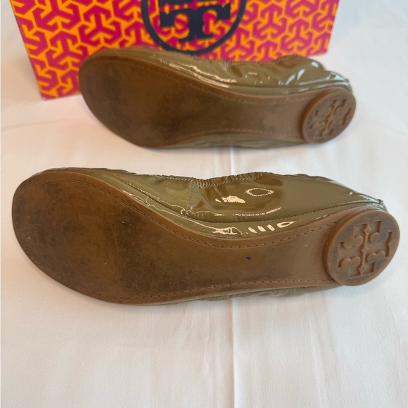 Tory Burch Eddie-Smooth Naplak/Patent Leather Ballet Flats Size 8 Color Musk - Picture 7 of 11